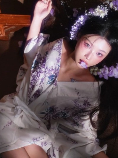 伝統的な日本の着物 女性用フォーマル衣装 ヴィンテージの優し - Photography Vintage Style のレビューと価格